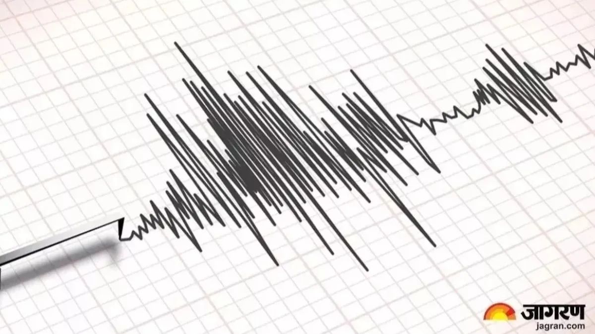 pakistan earthquake 50 magnitude tremors felt people flee homes