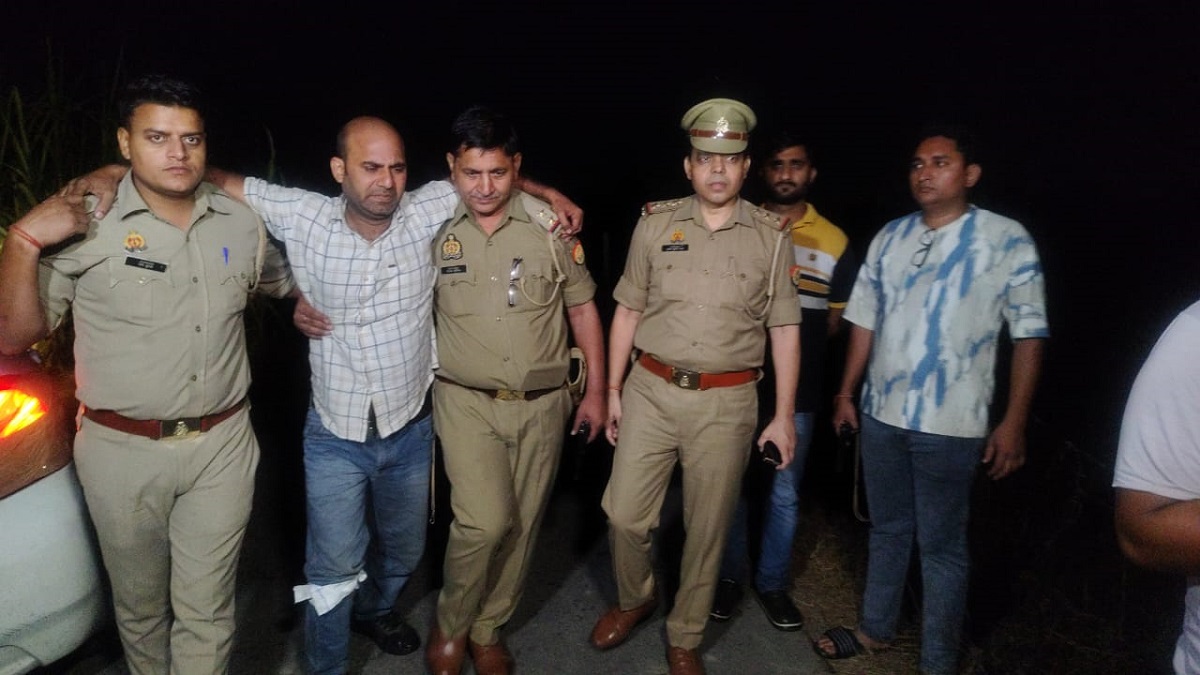 interstate vehicle theft gang clashes with police and two criminals arrested