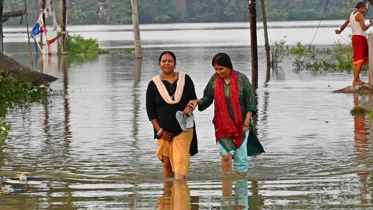muzaffarpur flooded due to rising water level of budhi gandak river bihar news