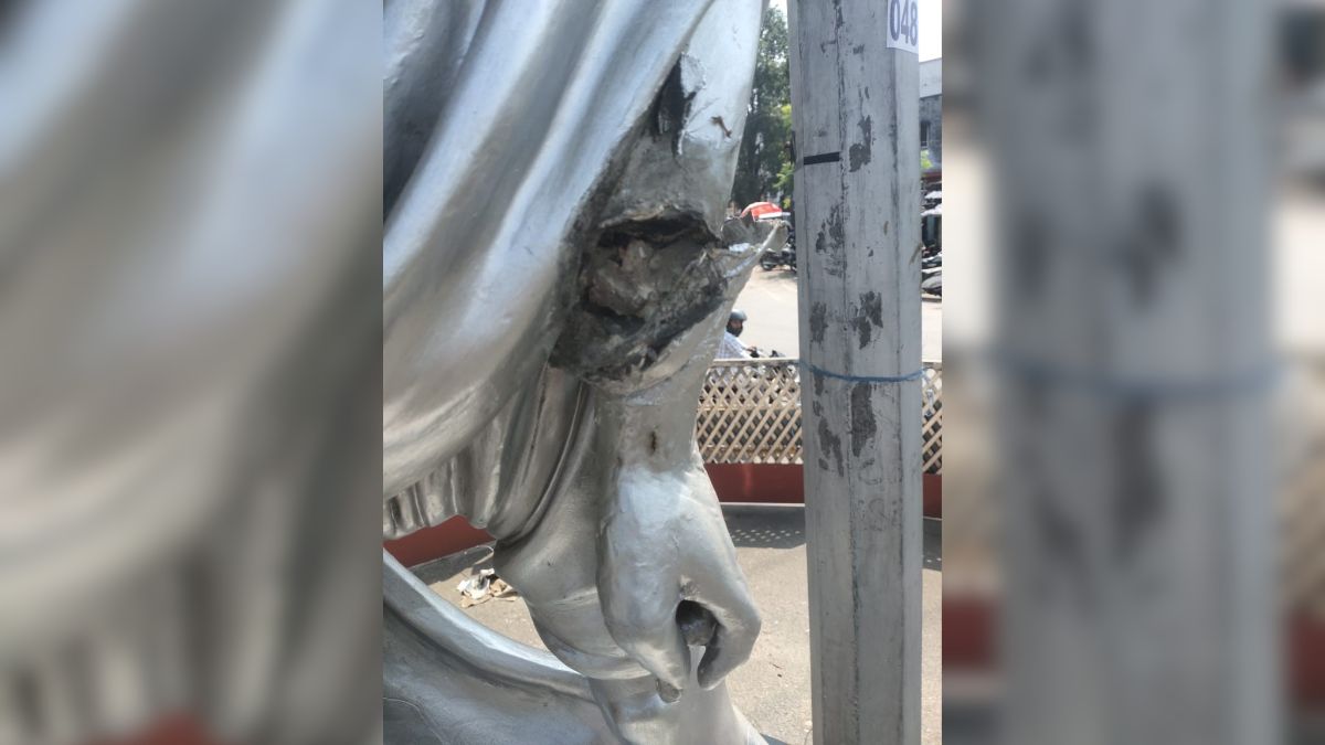 ramgarh news mahatma gandhi statue vandalized outrage and investigation