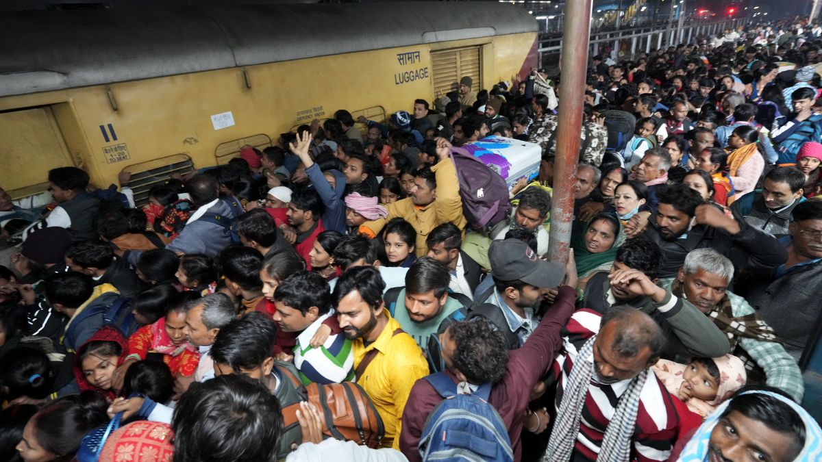 burdwan station stampede claim denied by indian railways