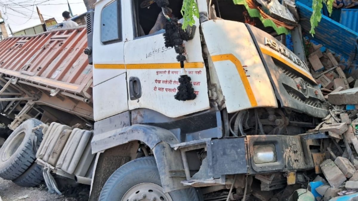 overloaded truck crashes into homes in bhagalpur three injured
