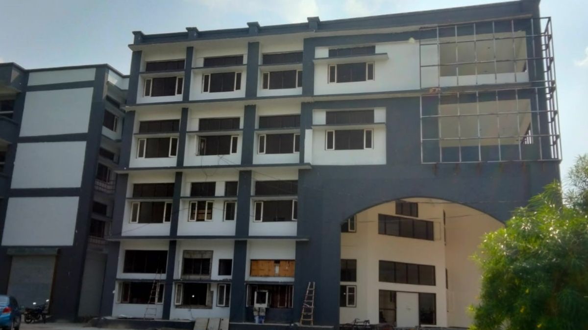 new iti building in faridabad nears completion benefits 900 students