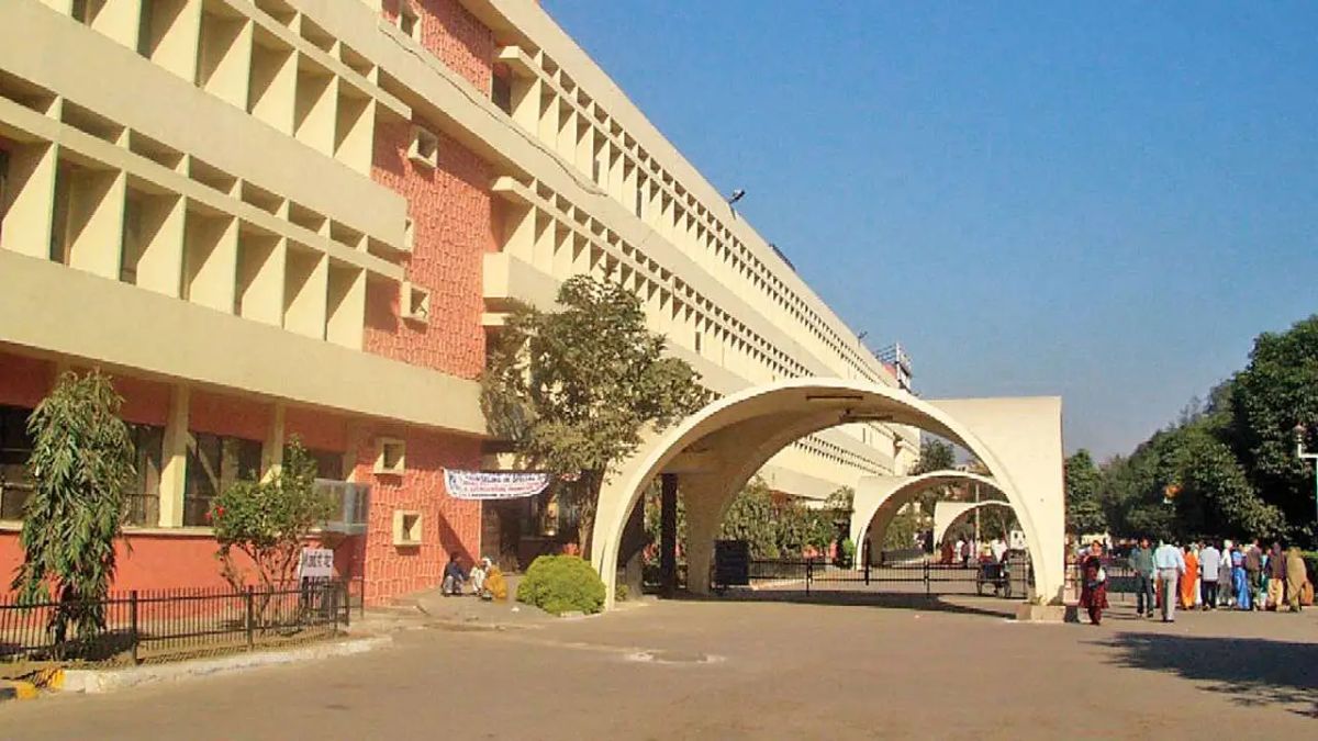 gtb hospital nursing staff transfer sparks protest latest news