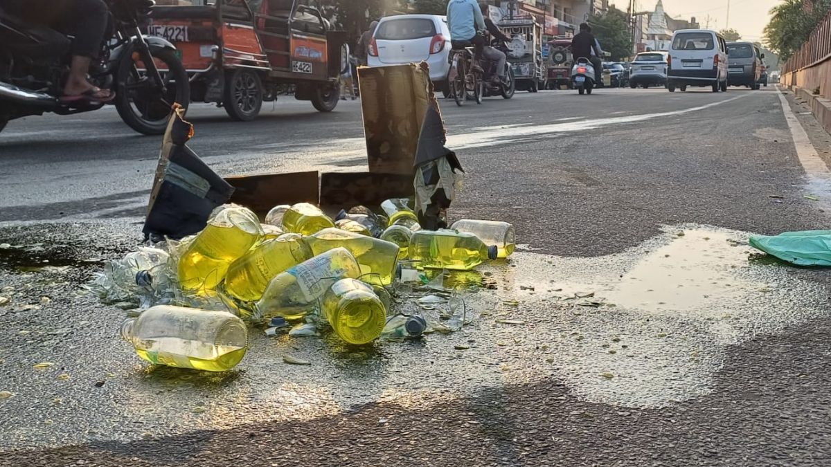 acid spill after carbike collision causes panic in hapur