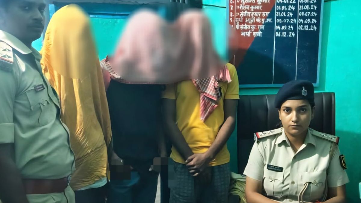 bhojpur police arrests 3 with illegal weapons based on viral video