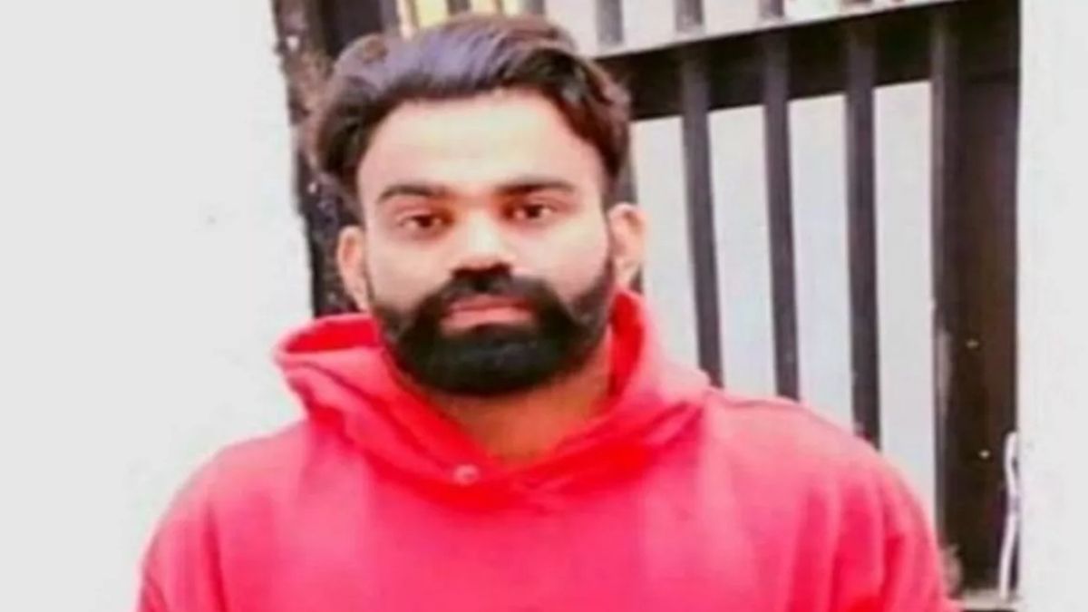 accused killing two people public arrested case registered against six including gangster jaggu bhagwanpuria