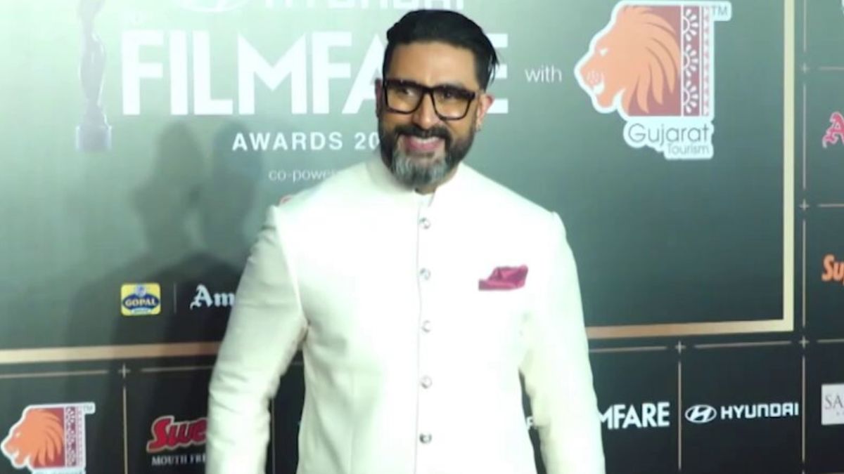 filmfare awards 2025 abhishek bachchan won best actor award for i want to talk gives credit to wife aishwarya rai