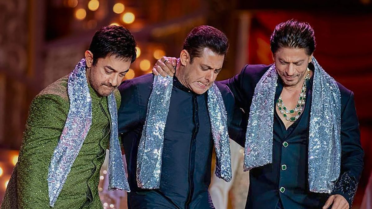 salman shah rukh khan aamir reunite for joy forum 2025 in riyadh saudi arabia
