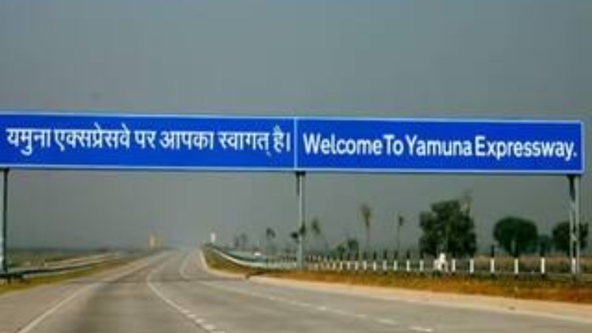 yamuna expressway overloaded tractors violate rules increase accident risk