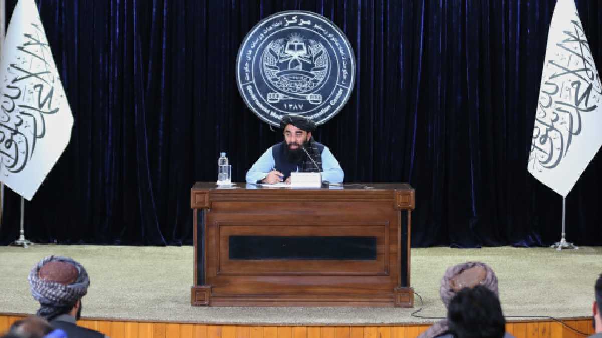 afghanistan pakistan border clash taliban warned pak military for sabotaging peace