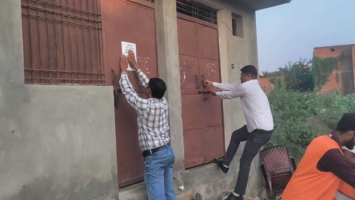 up district two houses sealed panic ensues