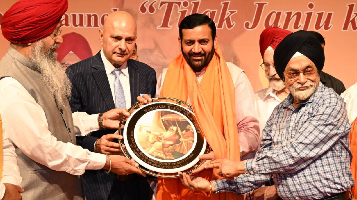 cm nayab singh saini receives sher e punjab maharaja ranjit singh award releases book tilak janju ka rakha