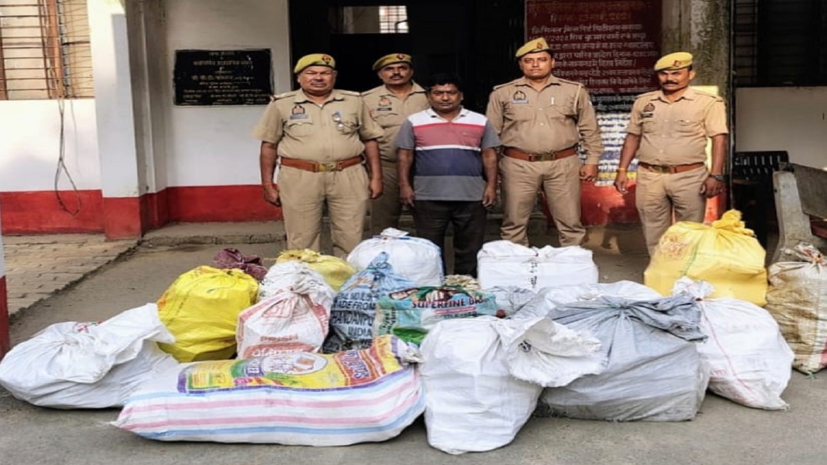 prayagraj illegal firecrackers seized two arrested police crackdown