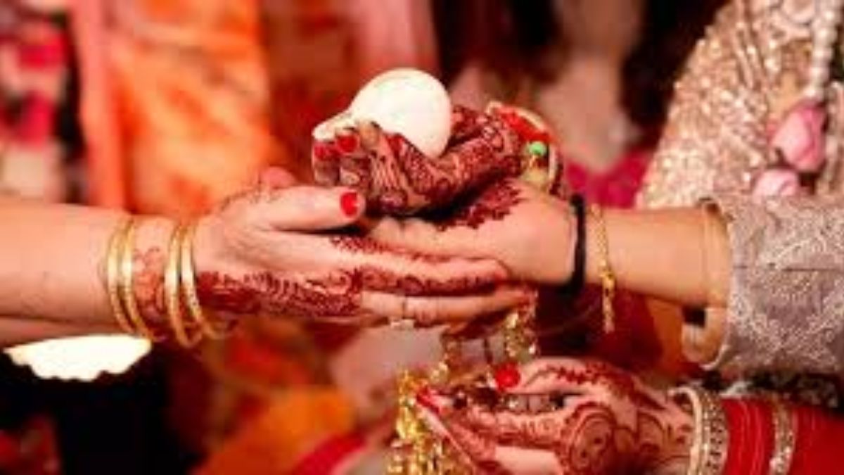 whatsapp wedding card scam businessman loses money after clicking link
