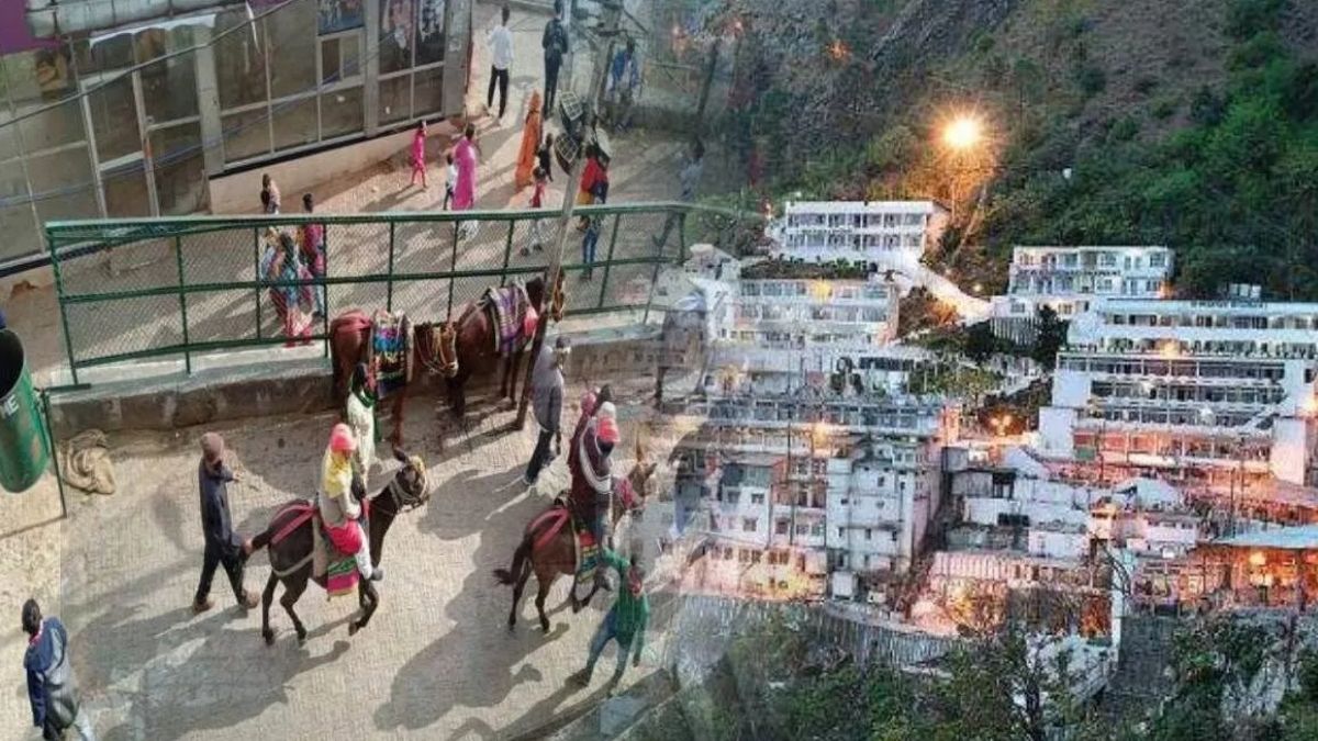 katra appears deserted with horsemen and porters waiting for pilgrims why is this the case after the vaishno devi pilgrimage begins