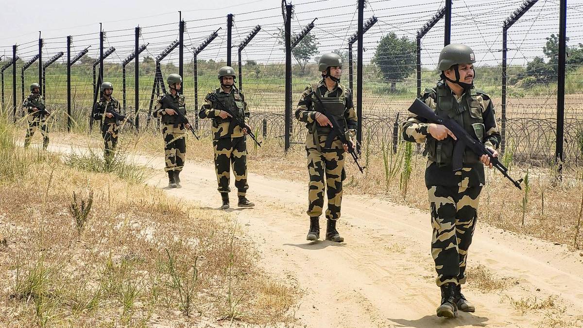 cross border drug smuggling foiled in amritsar bsf recovers two drones and one kg heroin