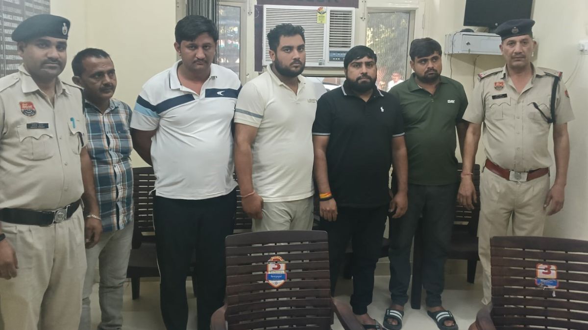 loan sharks arrested in gurugram for high interest rates