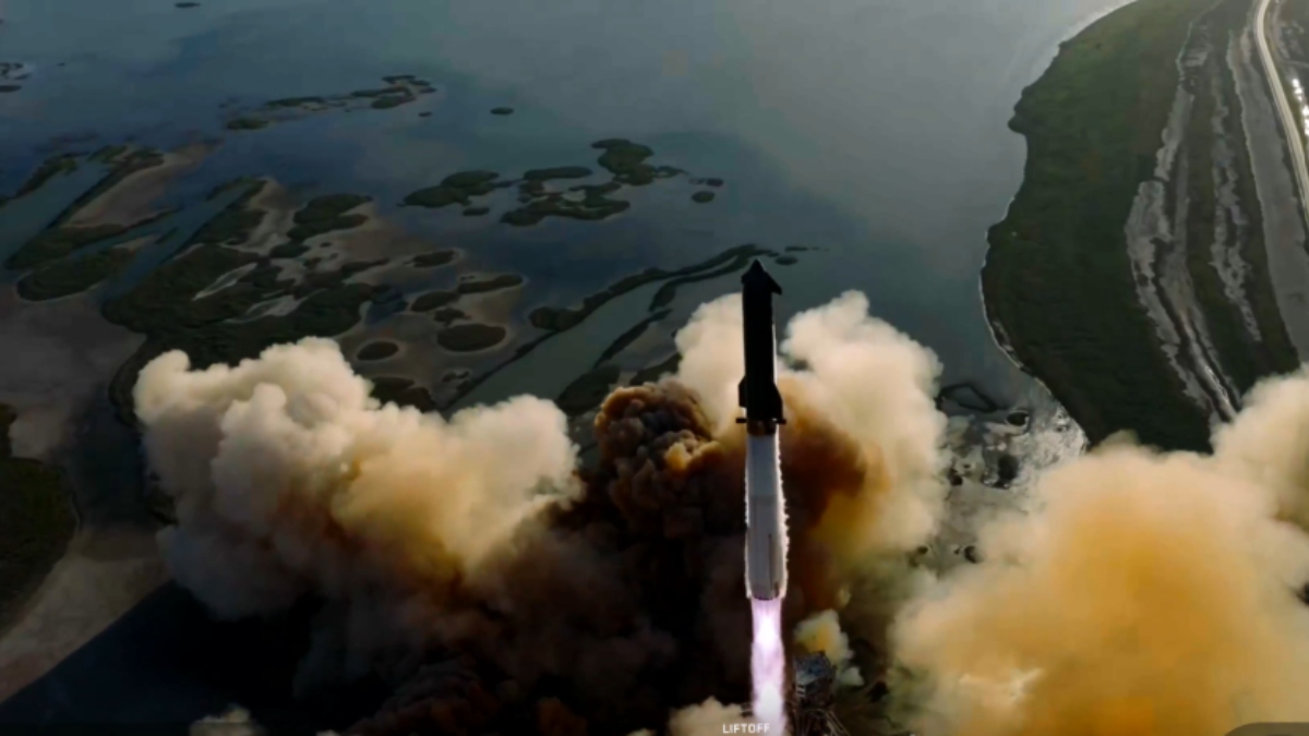 spacex starship flight 11 launch successfu clearing the way for artemis and mars missions