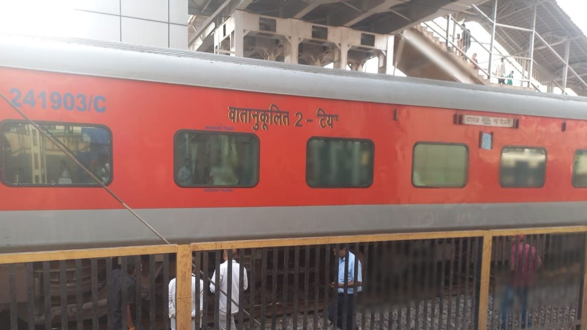 bihar sampark kranti express ac coach wheel jam sparks panic