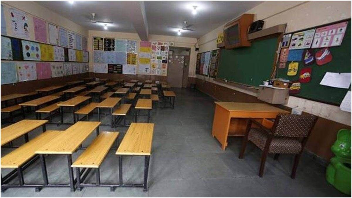 schools face closure action against unrecognized institutions in deoria