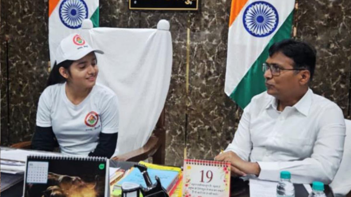 kanishka rajput and kavya took over the dms chair and heard complaints