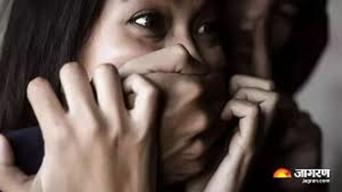 kaushambi daughter of police follower kidnapped with grandson