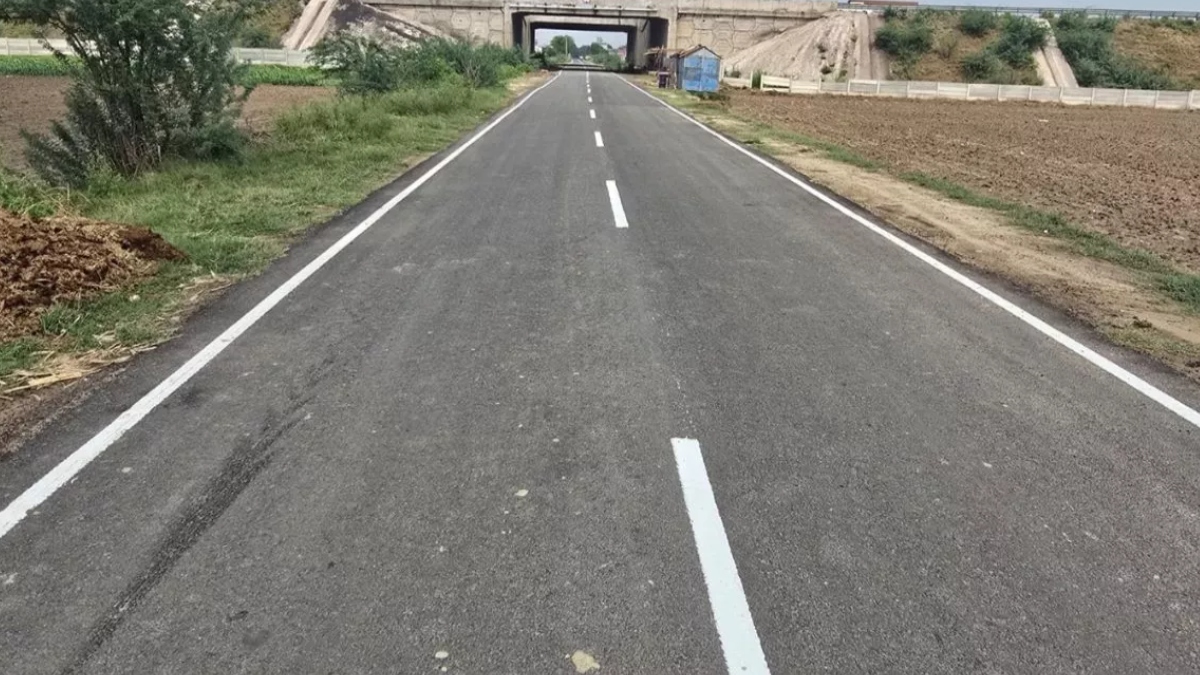 vasundhara slip road to delhi gda prepares dpr for approval