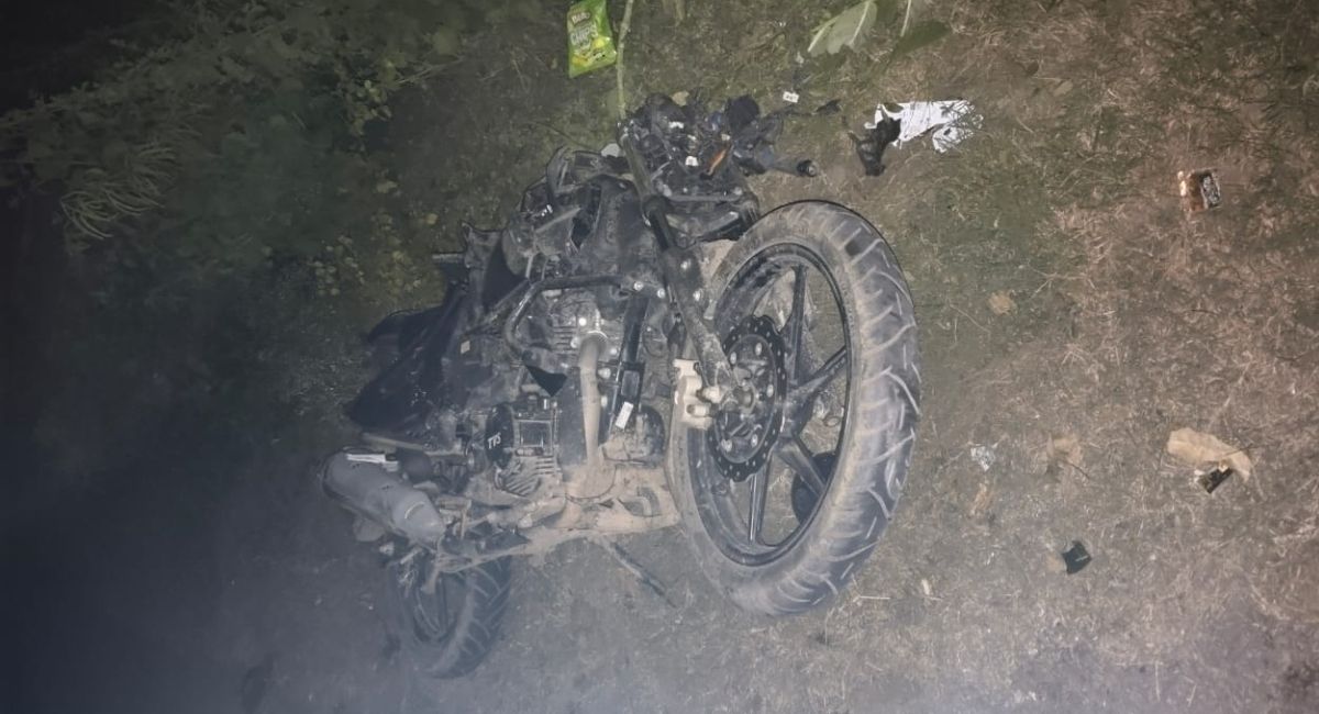 mahoba accident two students die in tractorbike collision