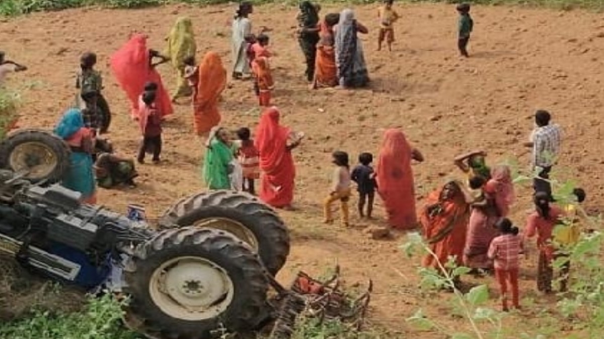 tractor accident in sonbhadra driver dies after tractor falls 30 feet