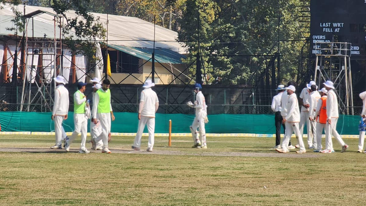 ranji trophy mumbai scores 3365 vs jk on day 1