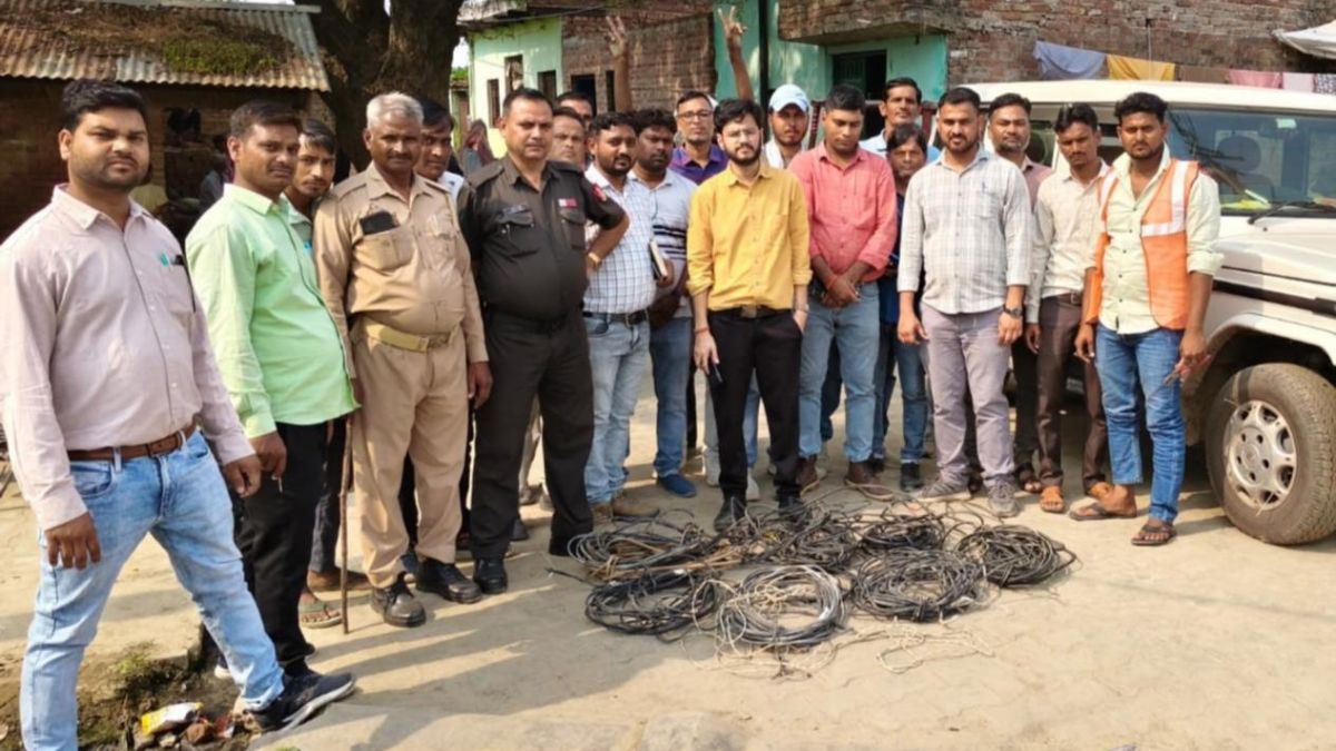 fir filed against 5 for electricity theft meters removed