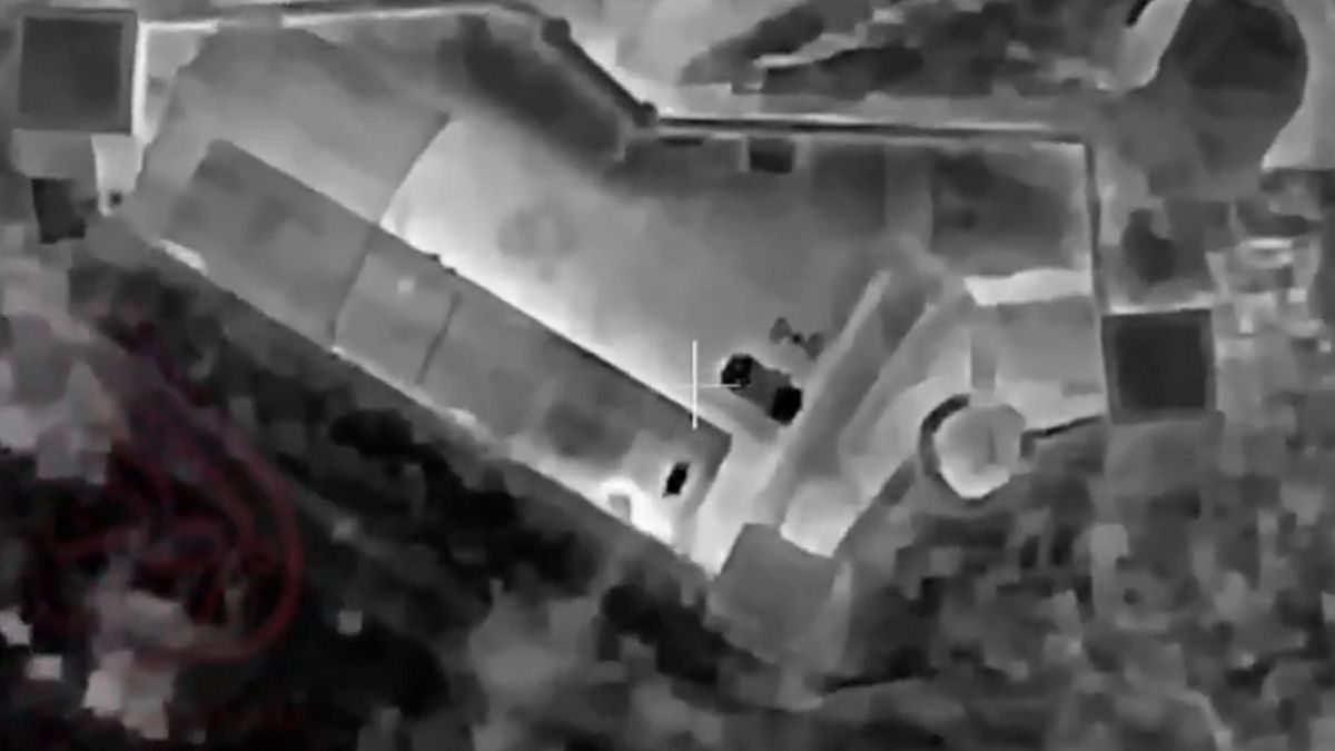 afghanistan destroys pakistan border posts video released