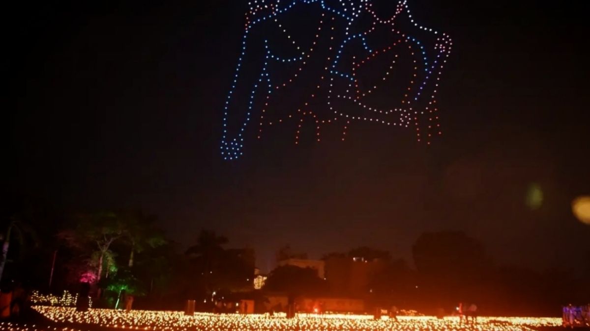 diwali 2025 the city will be illuminated with 11 lakh lamps and the ideals of shri ram will be established with the help of 1000 drones