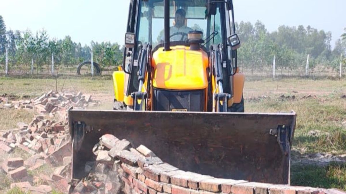 three illegal colonies demolished two commercial buildings sealed