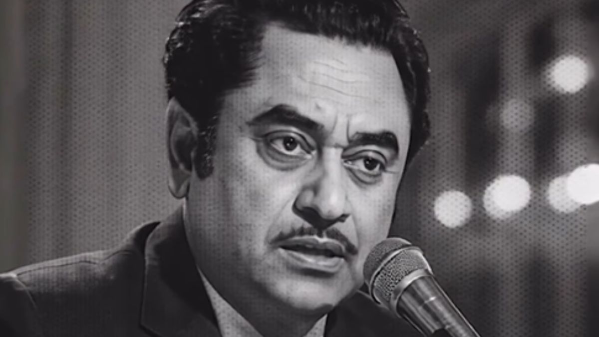 veteran actor anupam kher once stop kishore kumar for singing in wrong way