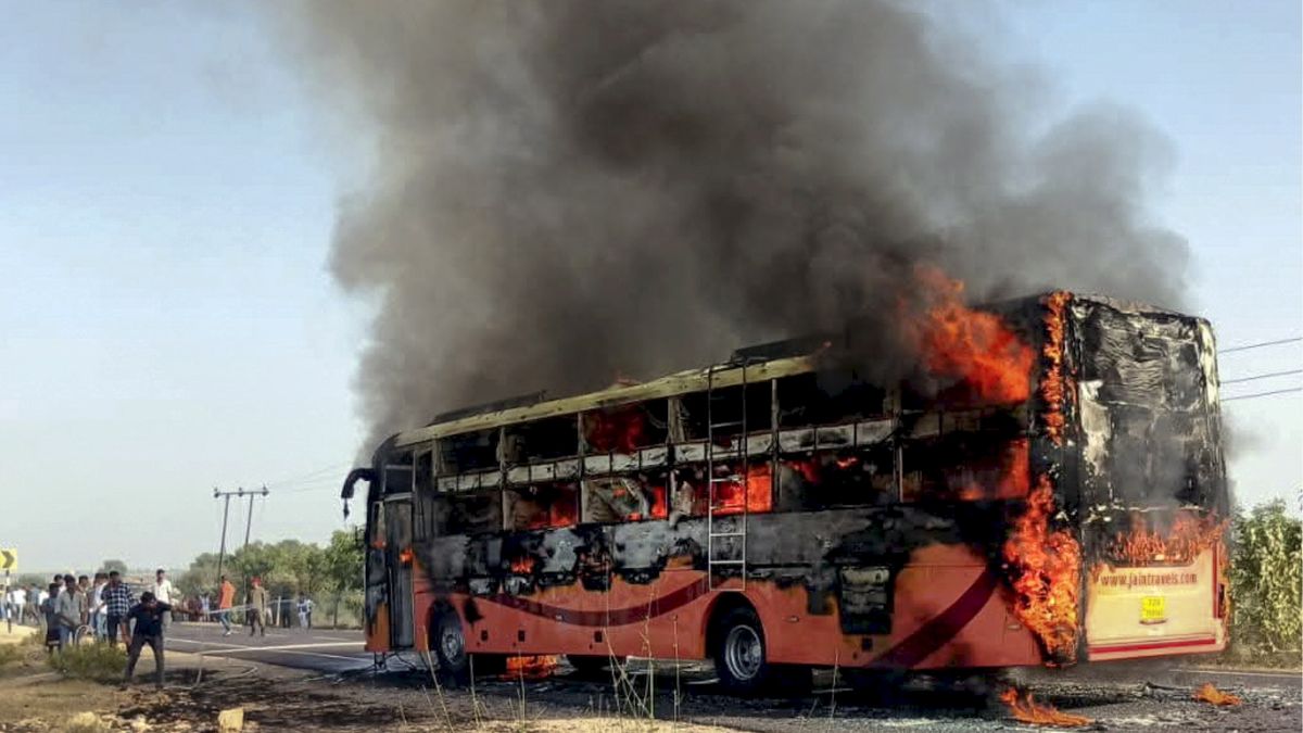 rajasthan bus fire 20 killed on jaisalmer jodhpur highway know reason