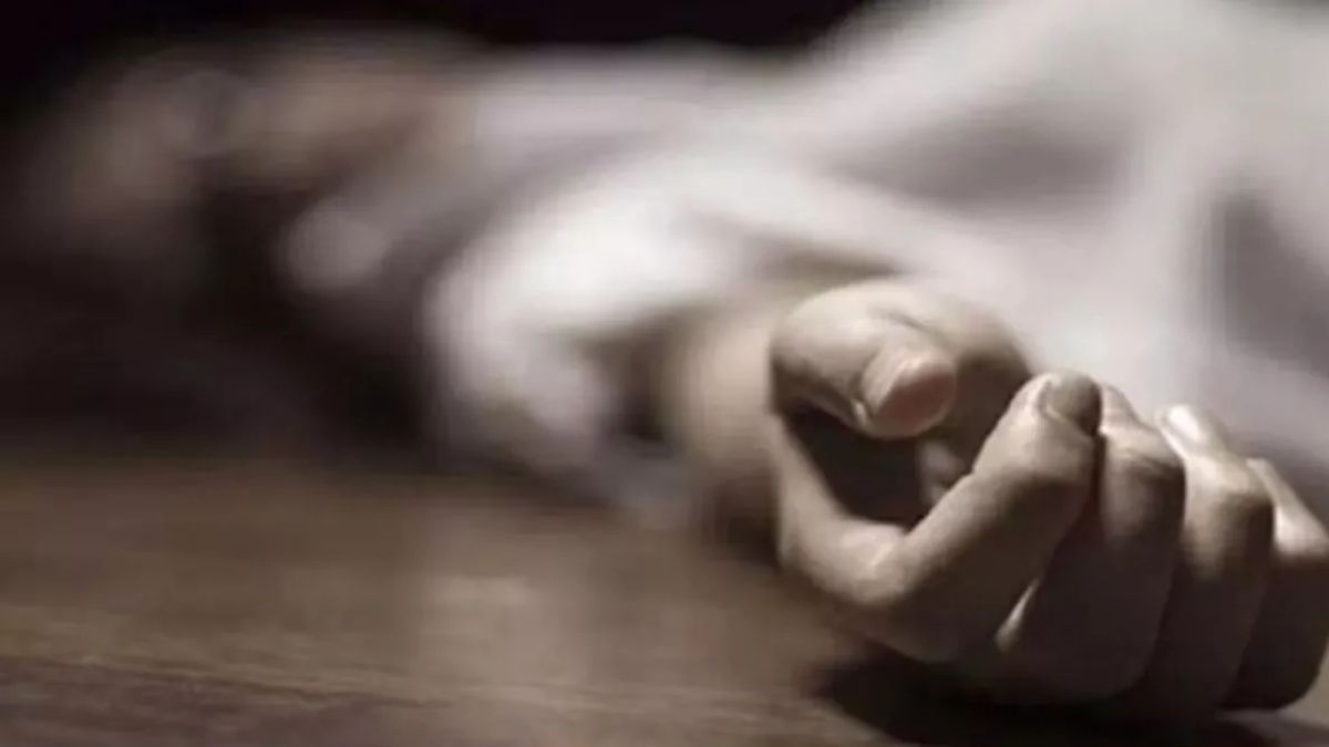 man commits suicide in police station after arrest for public intoxication