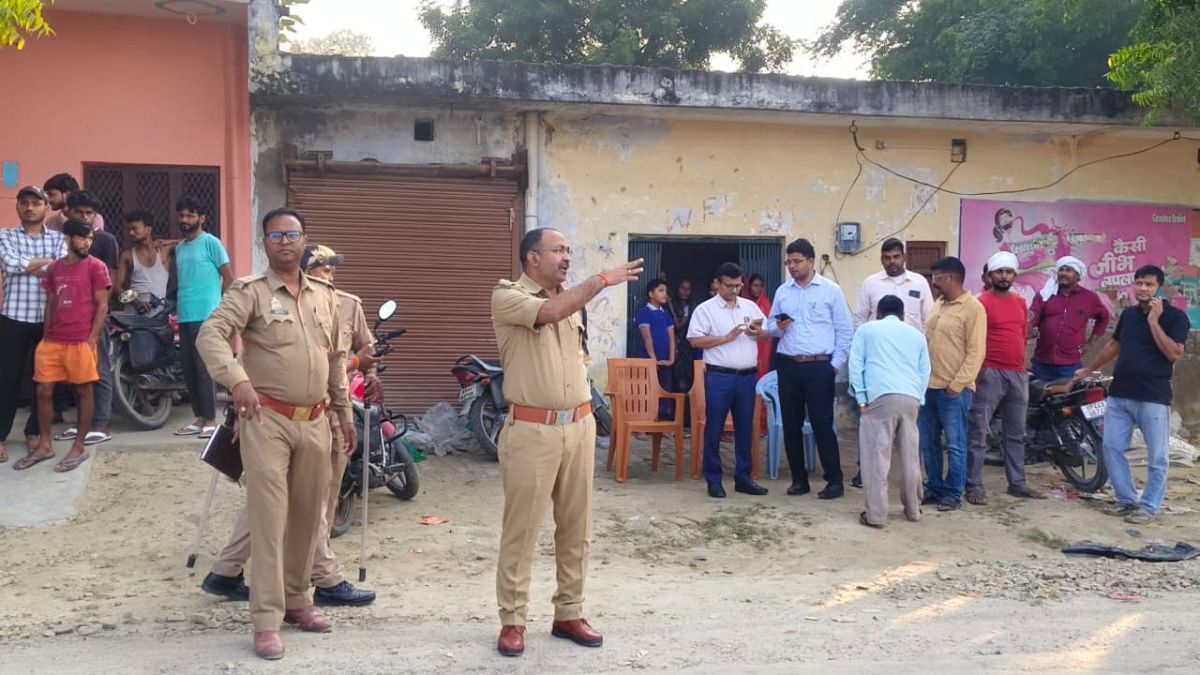 sultanpur house explosion several injured in uttar pradesh