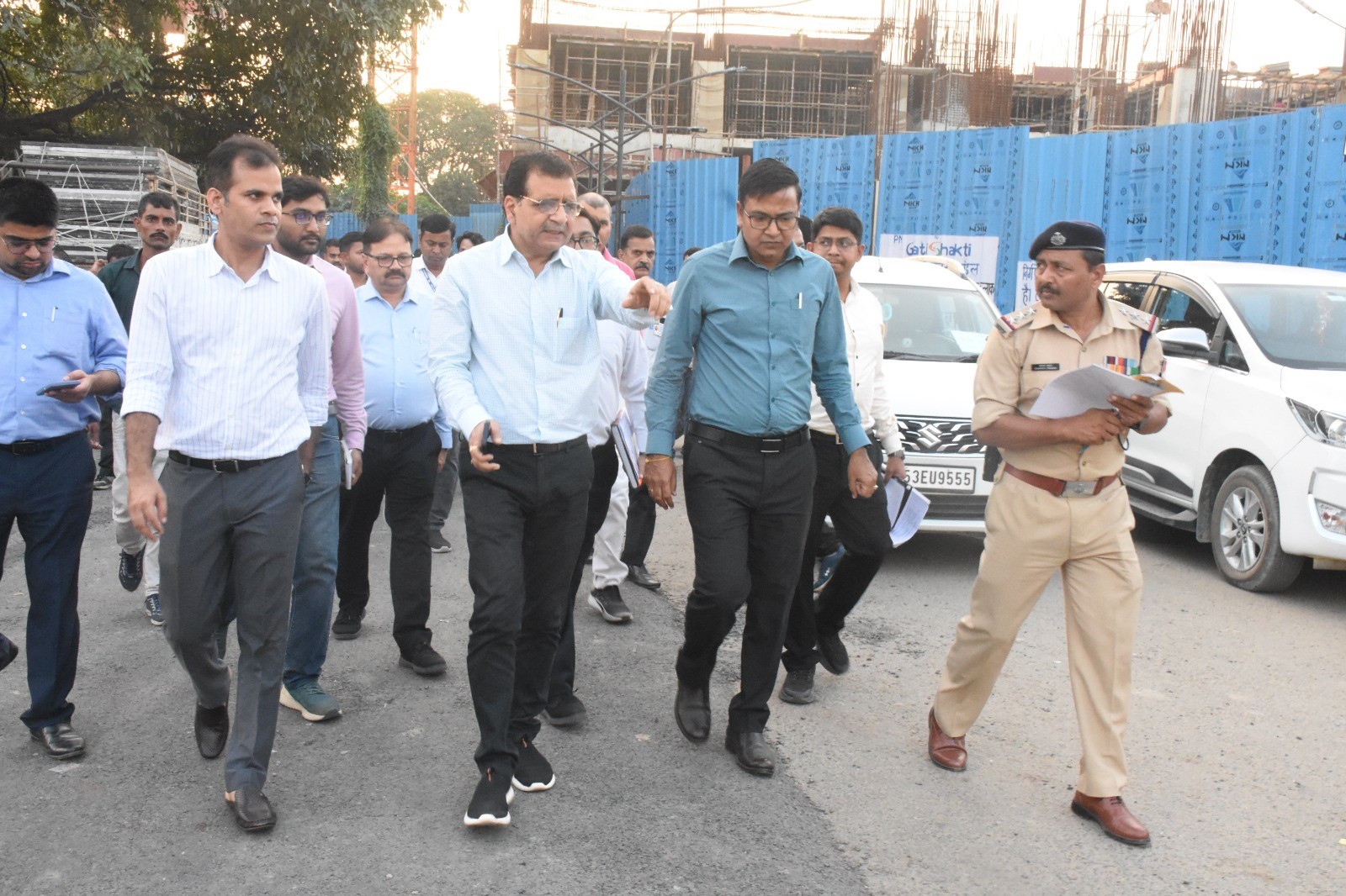 gorakhpur junction mobile uts ticket machines for festive season travel