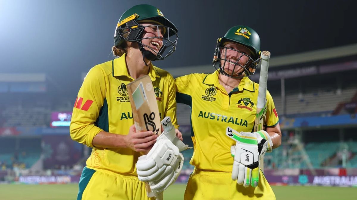 australia beat bangladesh by 10 wicket reach into semi final