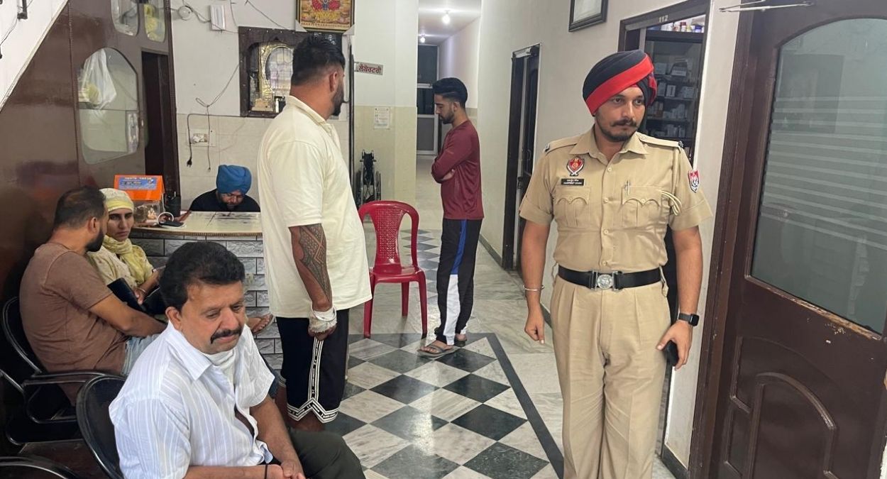 ransom of 50 lakh rupees grp police personnel deployed at shri ram and khehra hospitals in kalanaur