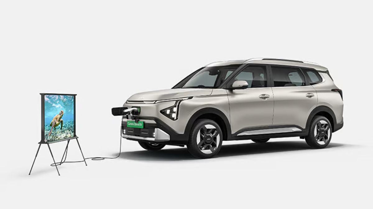 kia carens clavis ev launched new htx and htx plus variants price and 490 km range