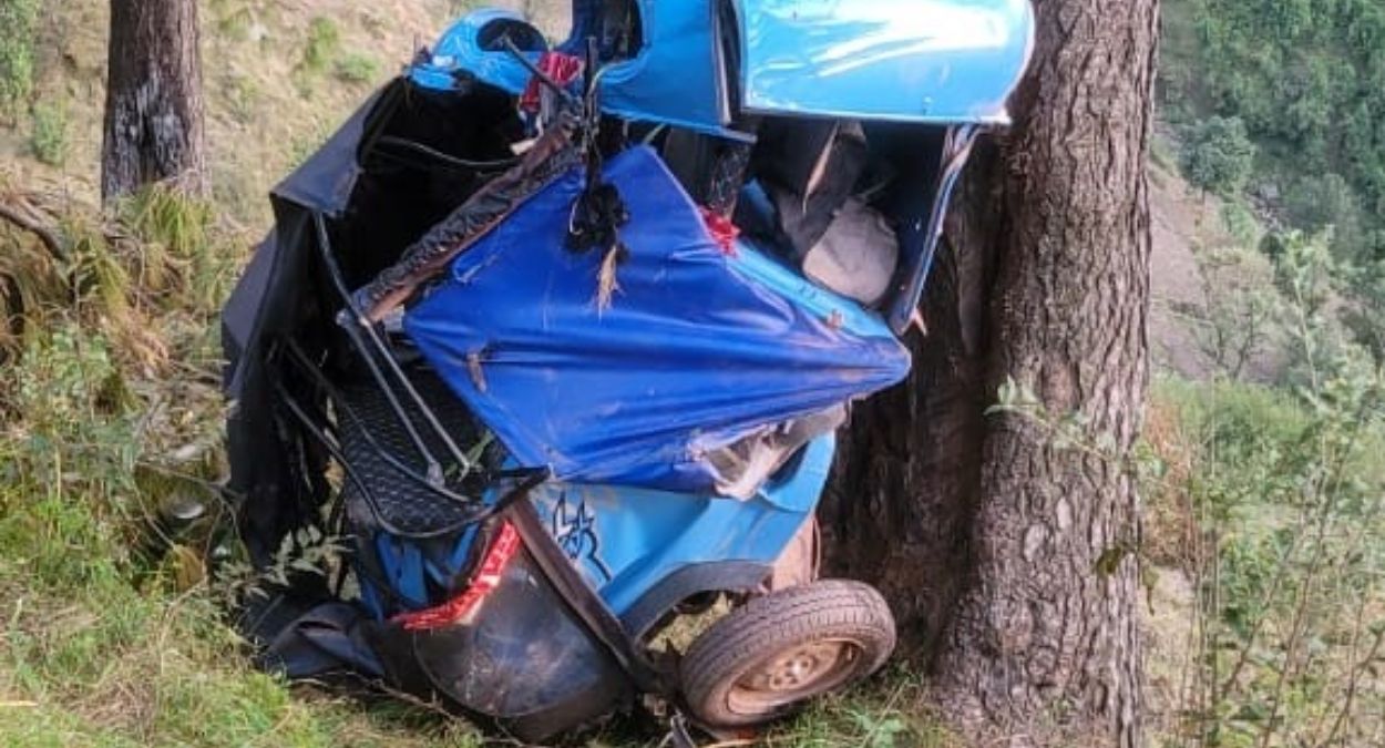 nine people including eight students injured in an autorickshaw accident in mahore