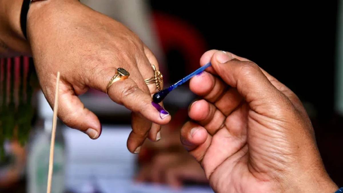 bihar elections voter information slips to be distributed five days before polls