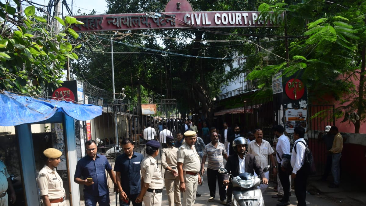 bomb threat at patna civil court rdx ied email sparks panic