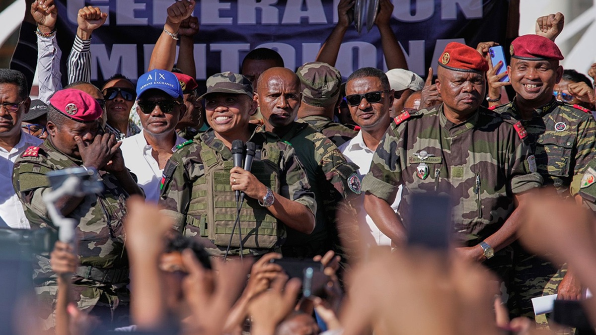madagascar coup style military officer to take over presidency