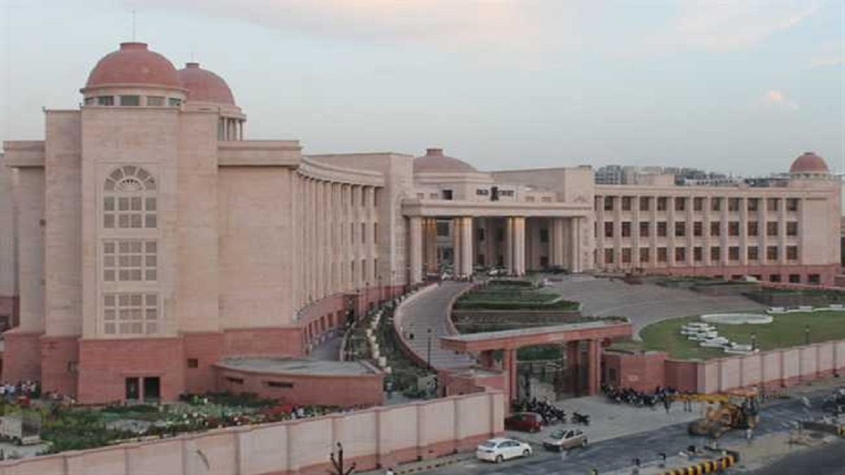 ias vs principals dgme post appointment controversy in up