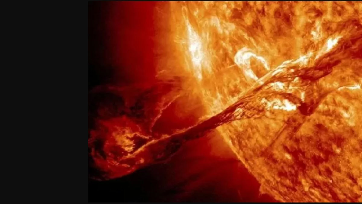 three simultaneous geomagnetic solar storms are heading towards earth