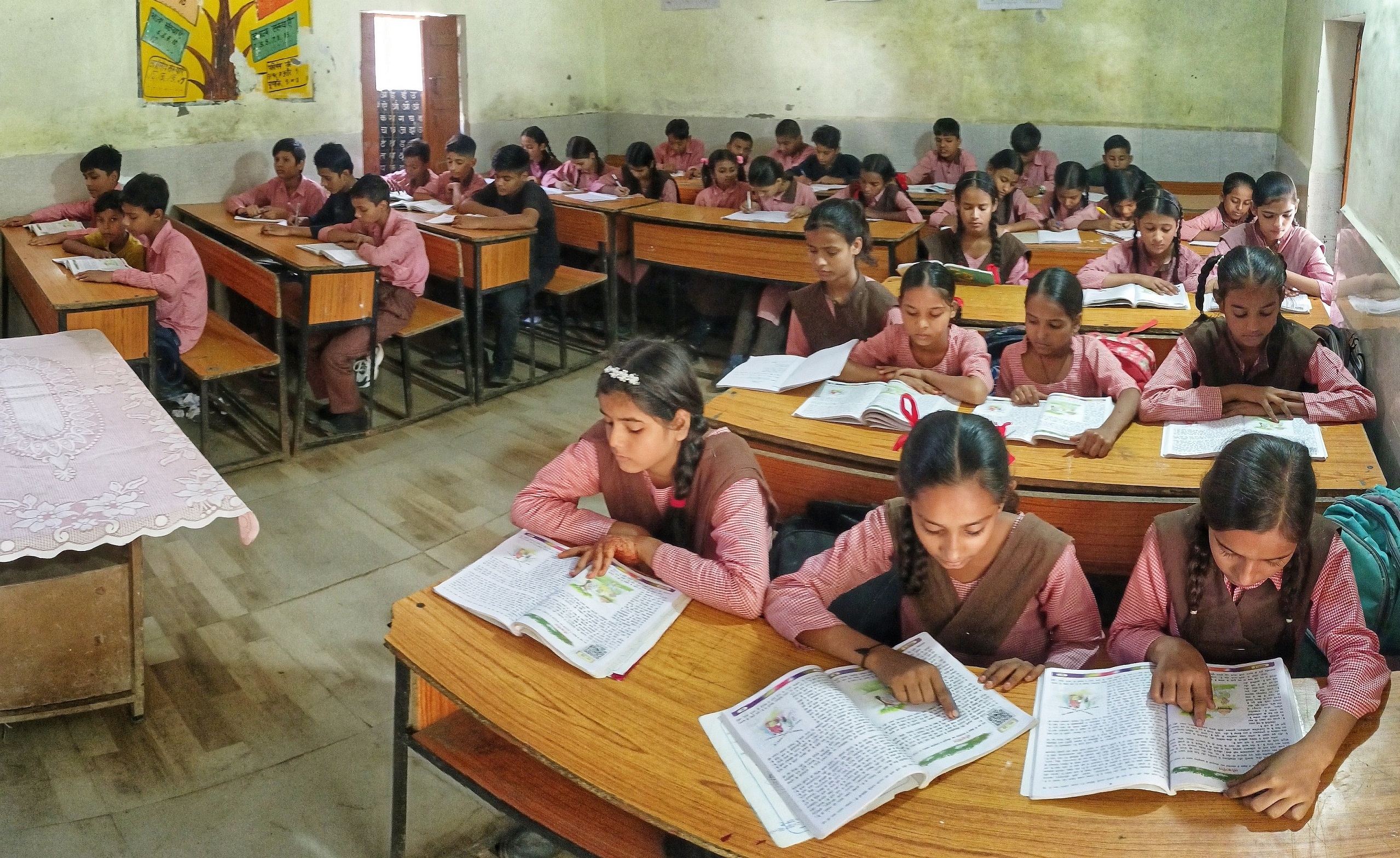single teacher schools in ghaziabad 401 students one teacher